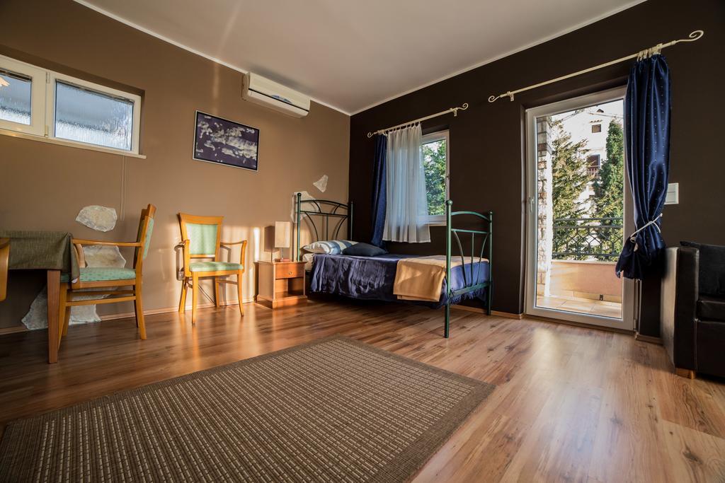 Lugano Apartmán *