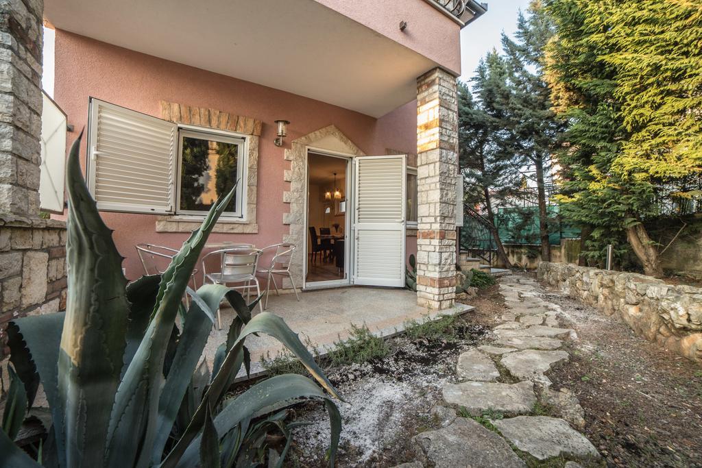 Lugano Apartmán *